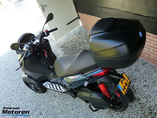 piaggio - mp3-300-hpe-sport