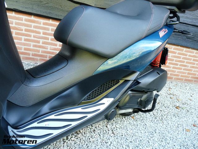 piaggio - mp3-300-hpe-sport