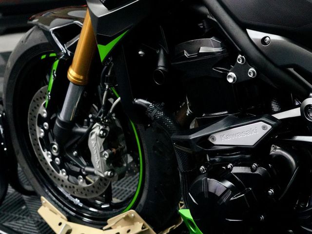 kawasaki - z900-se-performance