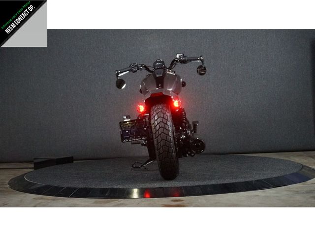 indian - scout-bobber-limited-tech