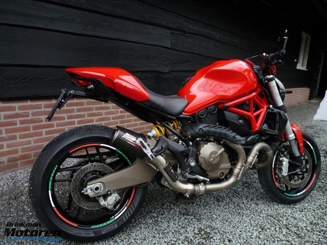 ducati - monster-821