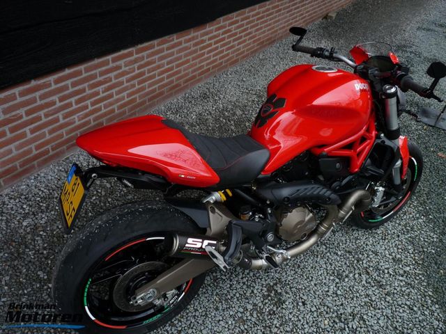 ducati - monster-821