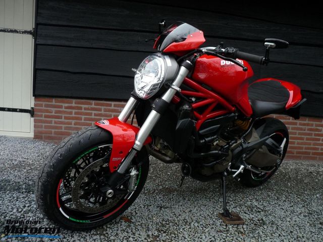 ducati - monster-821