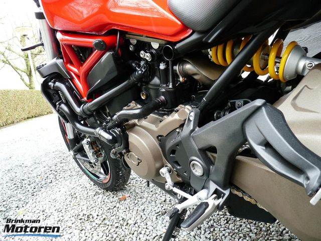 ducati - monster-821