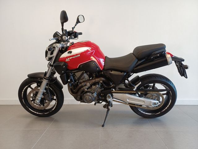 yamaha - mt-03