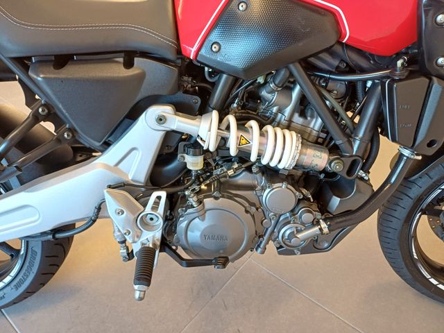 yamaha - mt-03