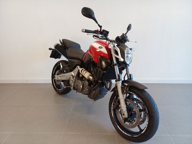 yamaha - mt-03