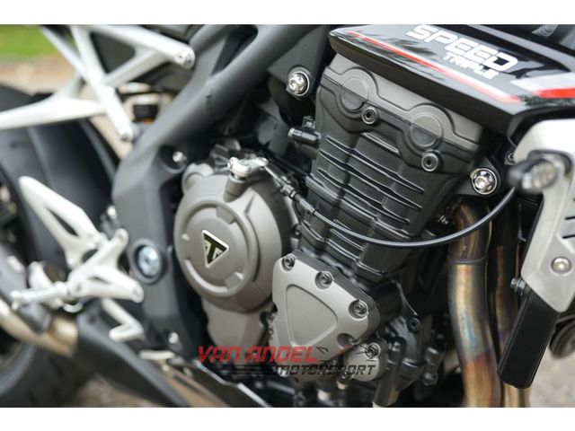 triumph - speed-triple-1200-rs