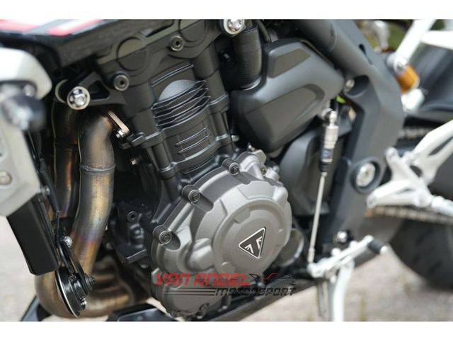 triumph - speed-triple-1200-rs