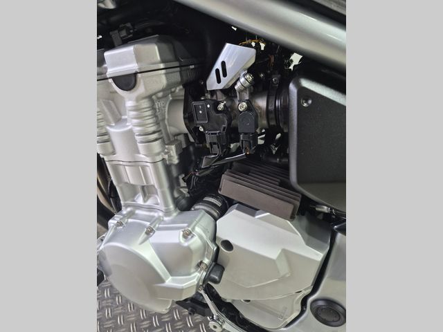 suzuki - bandit-650-sa