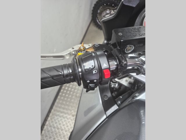 suzuki - bandit-650-sa