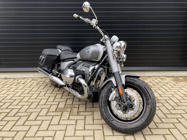 bmw - r-18-classic
