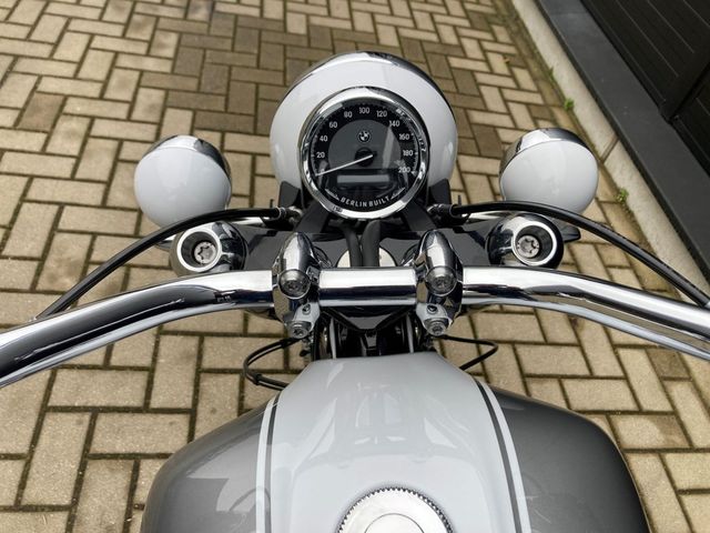 bmw - r-18-classic