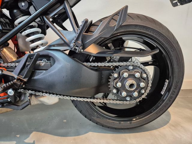 ktm - 1290-super-duke-gt