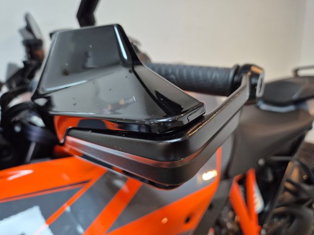 ktm - 1290-super-duke-gt
