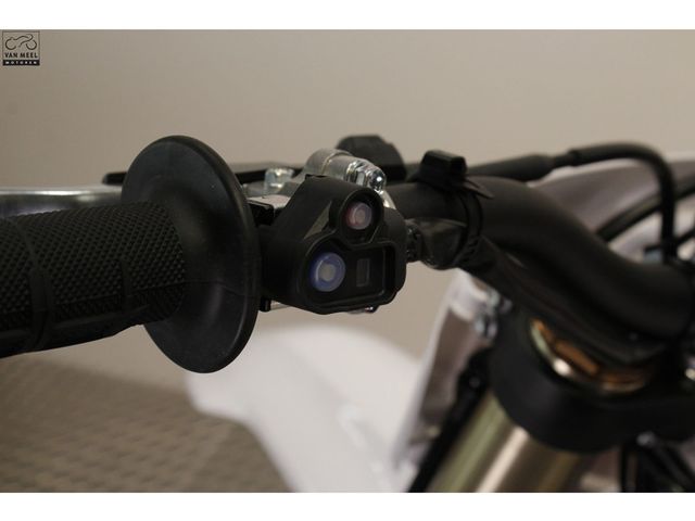 yamaha - yz-250-f-70th-anniversary-edition