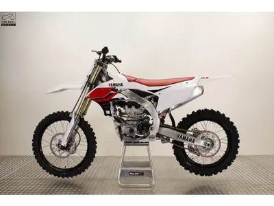 YAMAHA YZ 250 F 70TH ANNIVERSARY EDITION – foto 4
