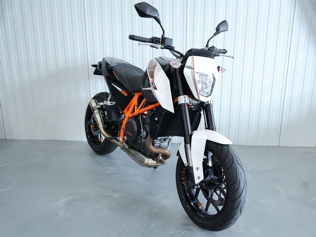 ktm - 690-duke