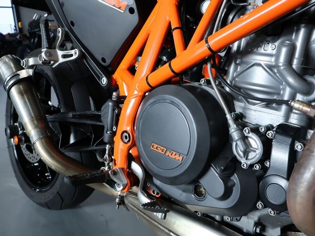 ktm - 690-duke