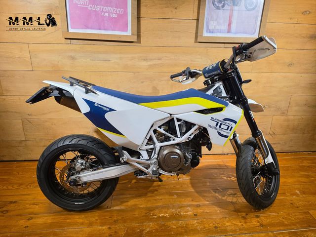 husqvarna - 701-supermoto