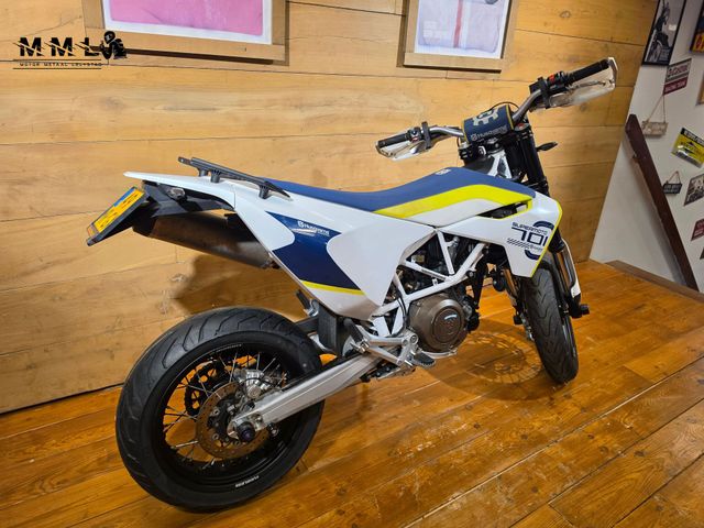 husqvarna - 701-supermoto