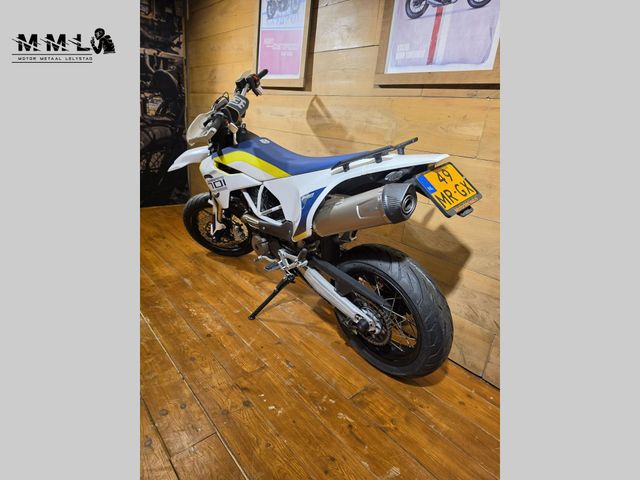 husqvarna - 701-supermoto