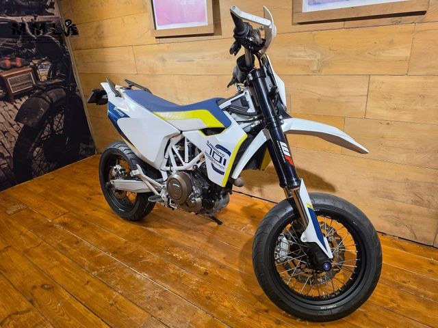husqvarna - 701-supermoto
