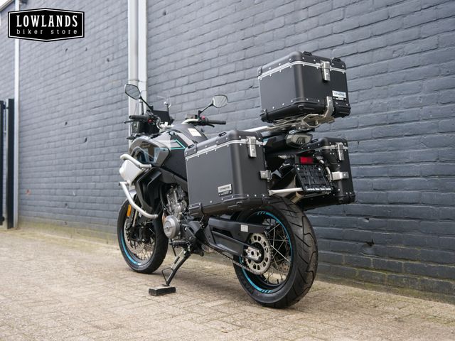 cfmoto - 800-mt-sport-gt