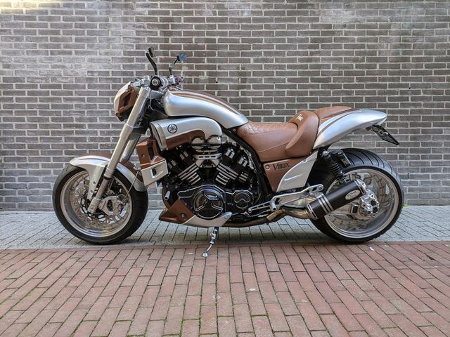 yamaha - vmx-1200-v-max