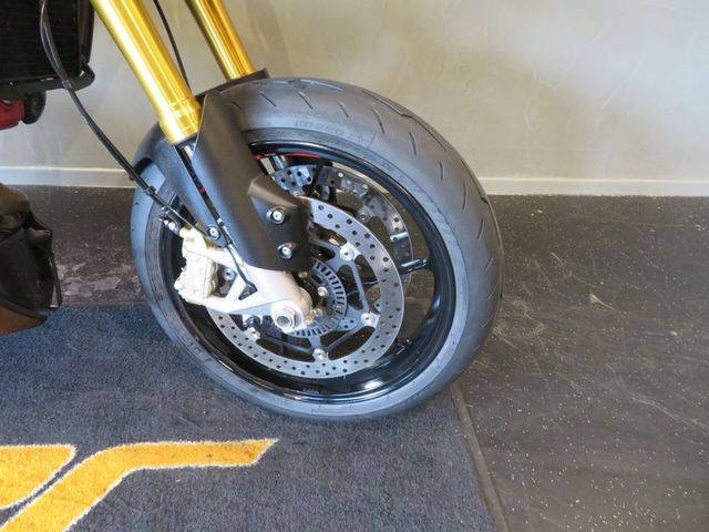 aprilia - dorsoduro-900-abs