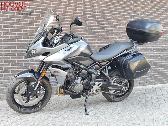 triumph - tiger-660