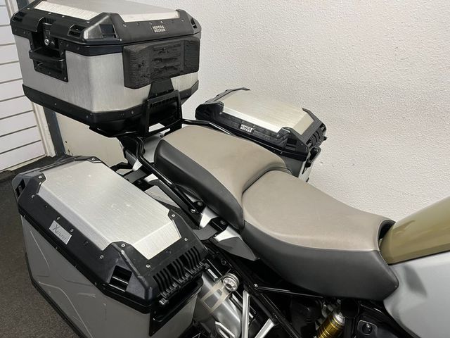 bmw - r-1200-gs-adventure