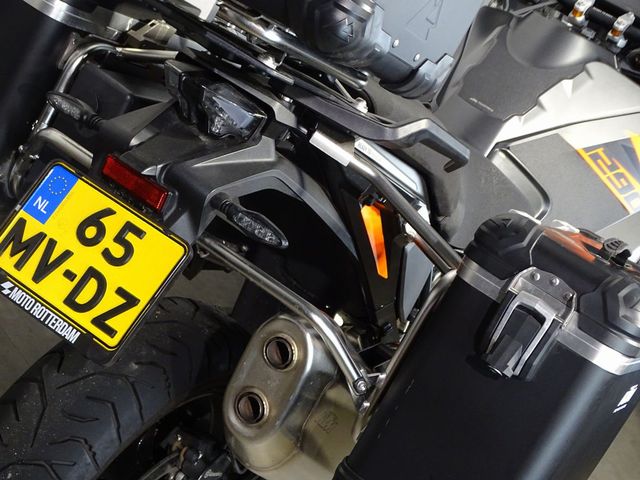 ktm - 1290-super-adventure-s