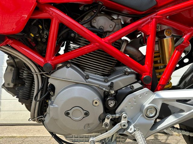 ducati - multistrada-1100