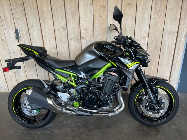 kawasaki - z900