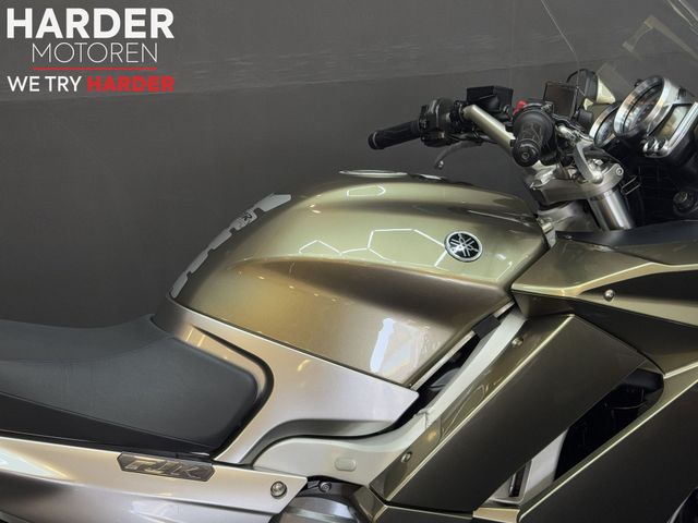yamaha - fjr-1300