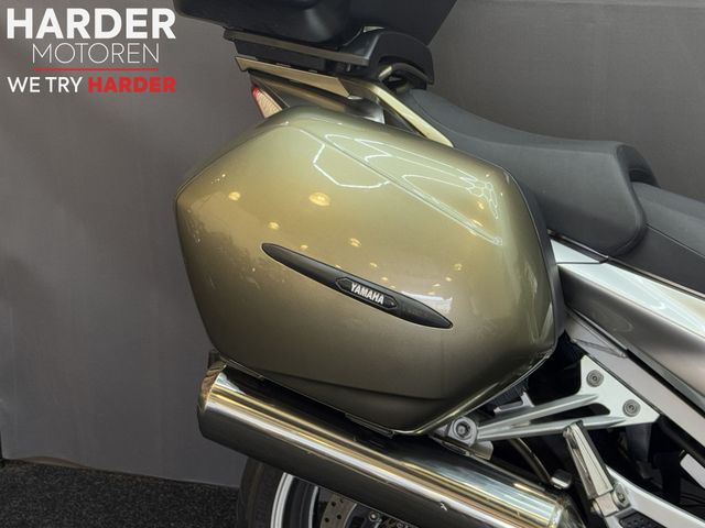 yamaha - fjr-1300