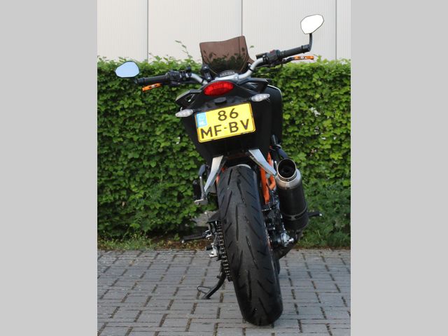 ktm - 390-duke
