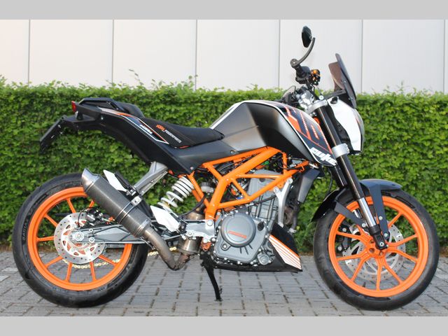 ktm - 390-duke