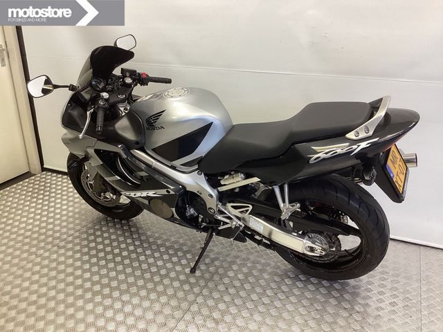 honda - cbr-600-f