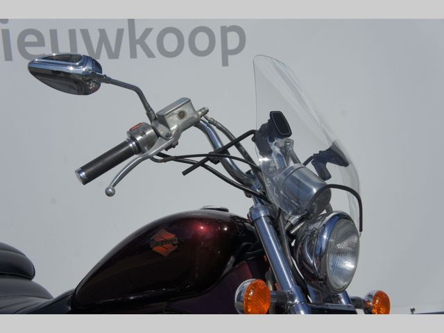 suzuki - vs-700-intruder