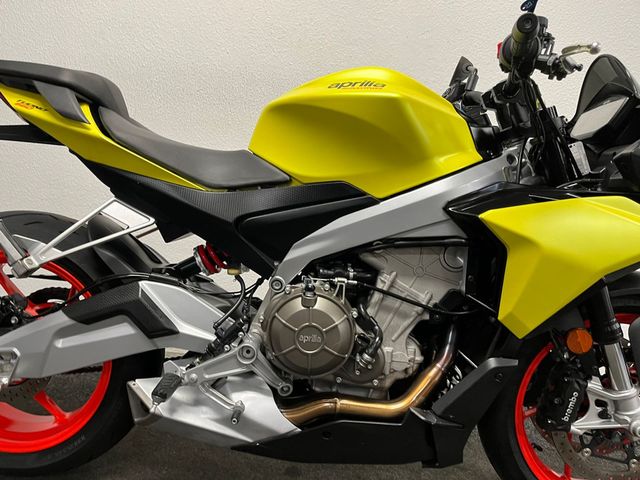 aprilia - tuono-660