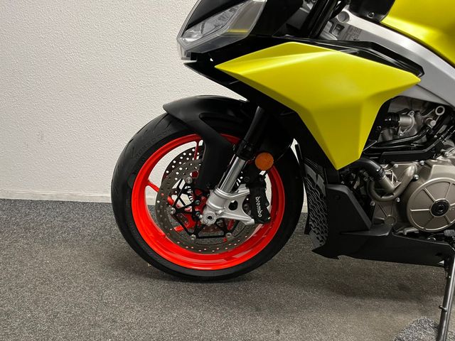 aprilia - tuono-660