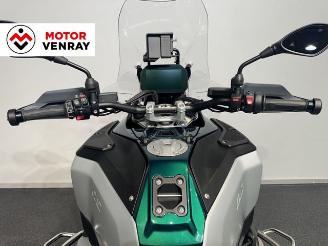 bmw - r-1300-gs-adventure