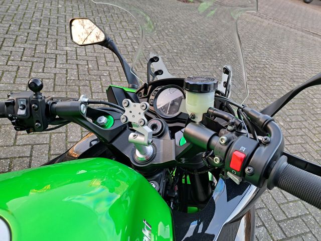 kawasaki - z-1000-sx