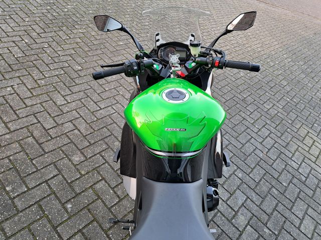 kawasaki - z-1000-sx