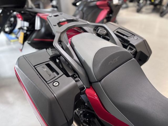 honda - nt-1100