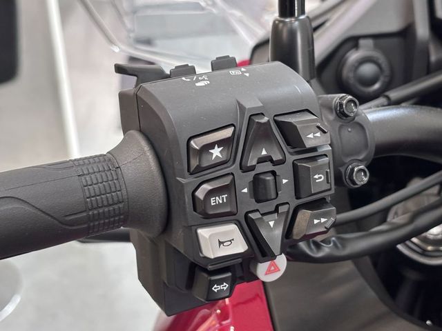 honda - nt-1100