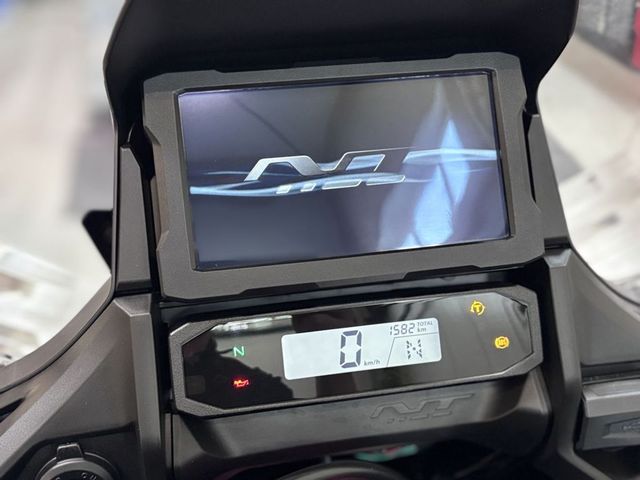 honda - nt-1100