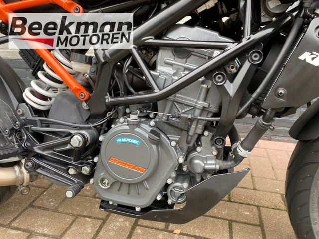 ktm - 125-duke